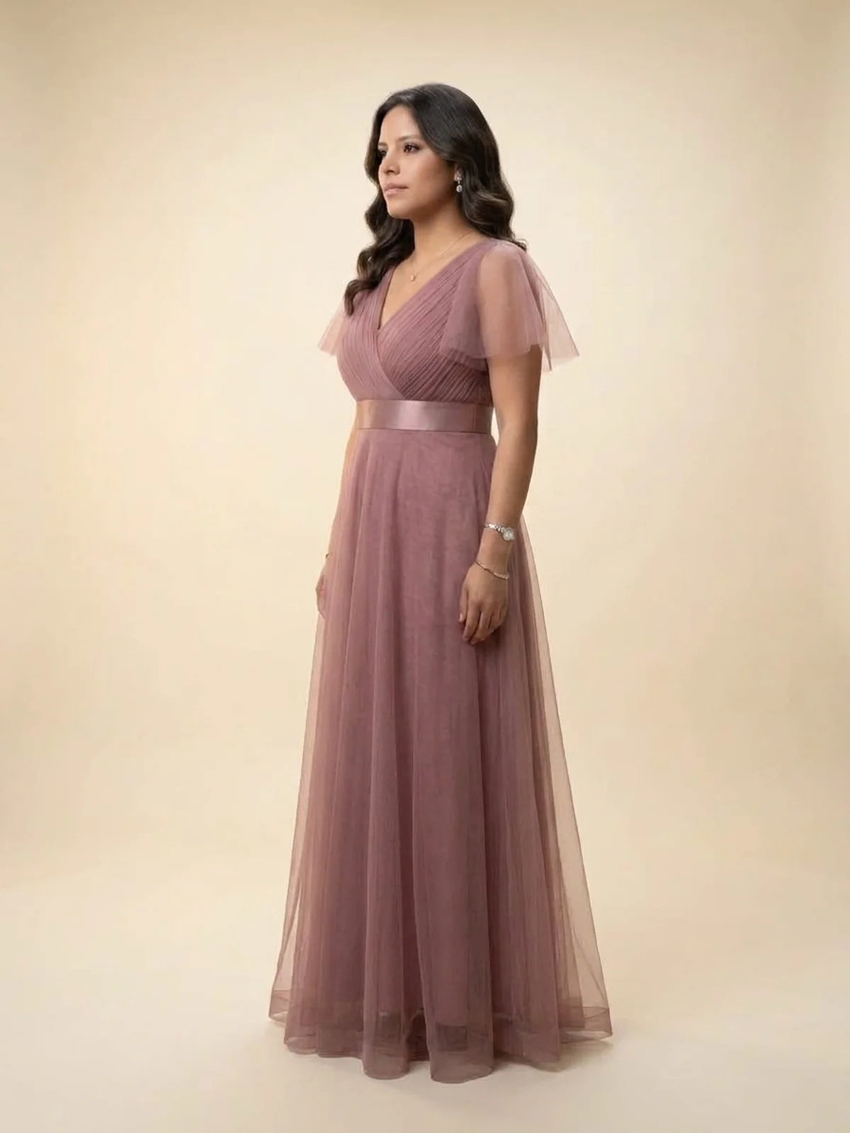 Vista de perfil 65° de #106 Vestido romántico palo de rosa en tul con mangas mariposa