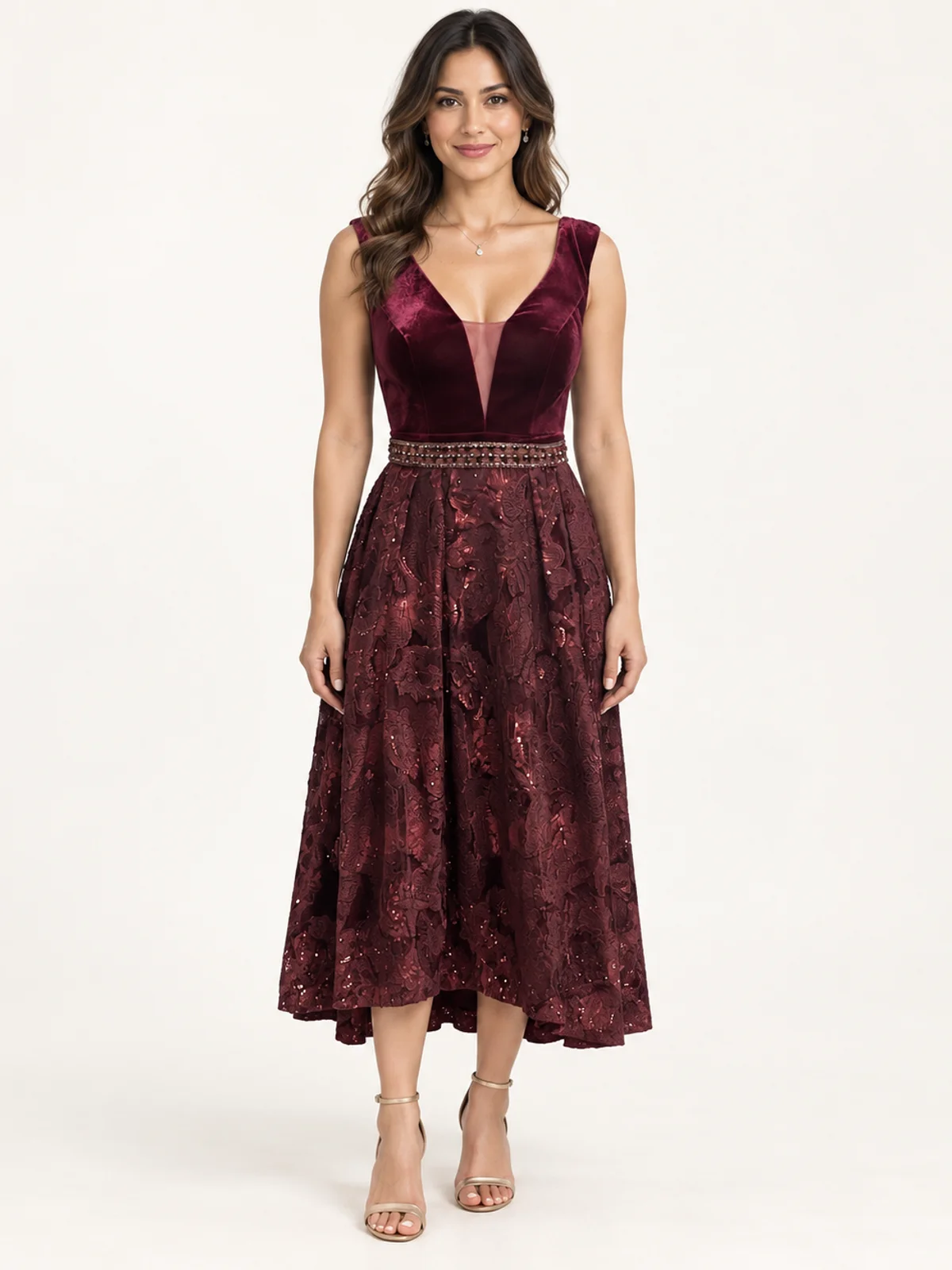 Vestido en renta: #157 Vestido cuello halter plata titanio frente