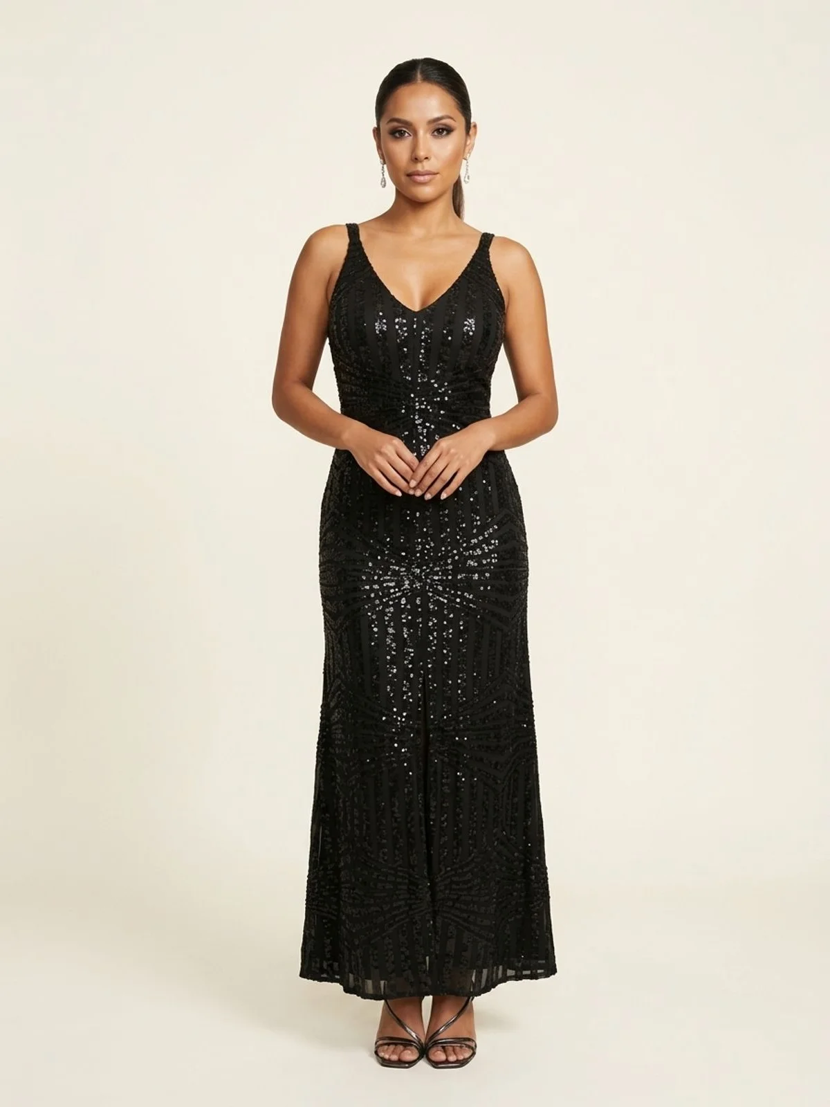 Vestido en renta: #171 Vestido drapeado de gala negro noche frente