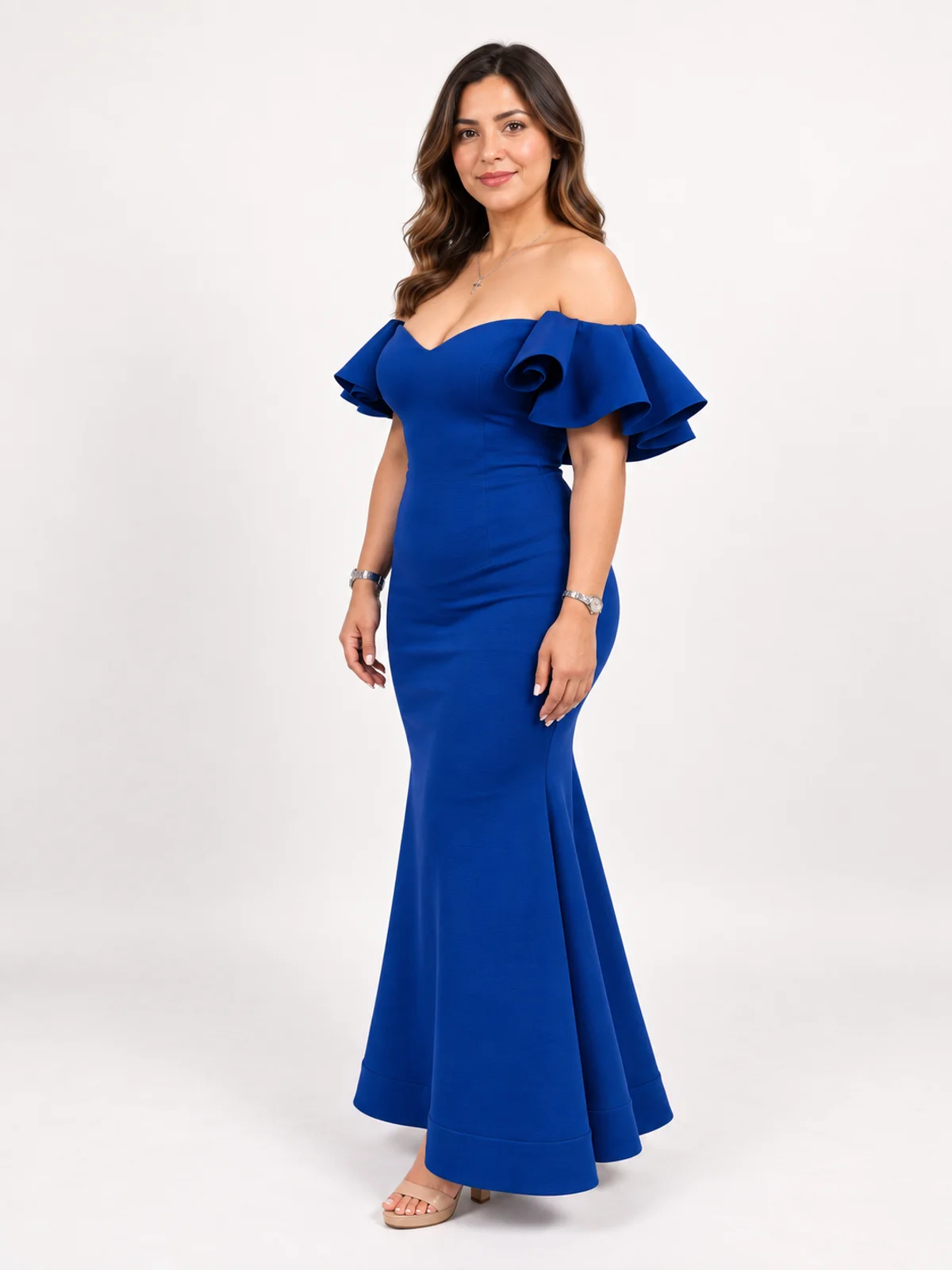 Vista de perfil 65° de #173 Vestido cuello halter azul rey vibrante