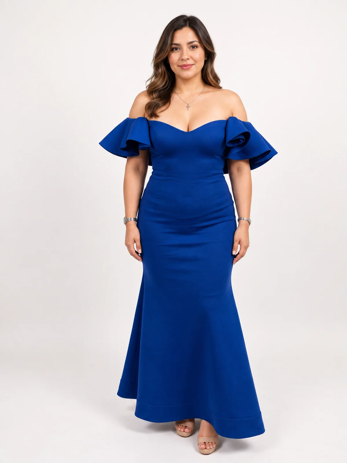 Vestido en renta: #173 Vestido cuello halter azul rey vibrante frente