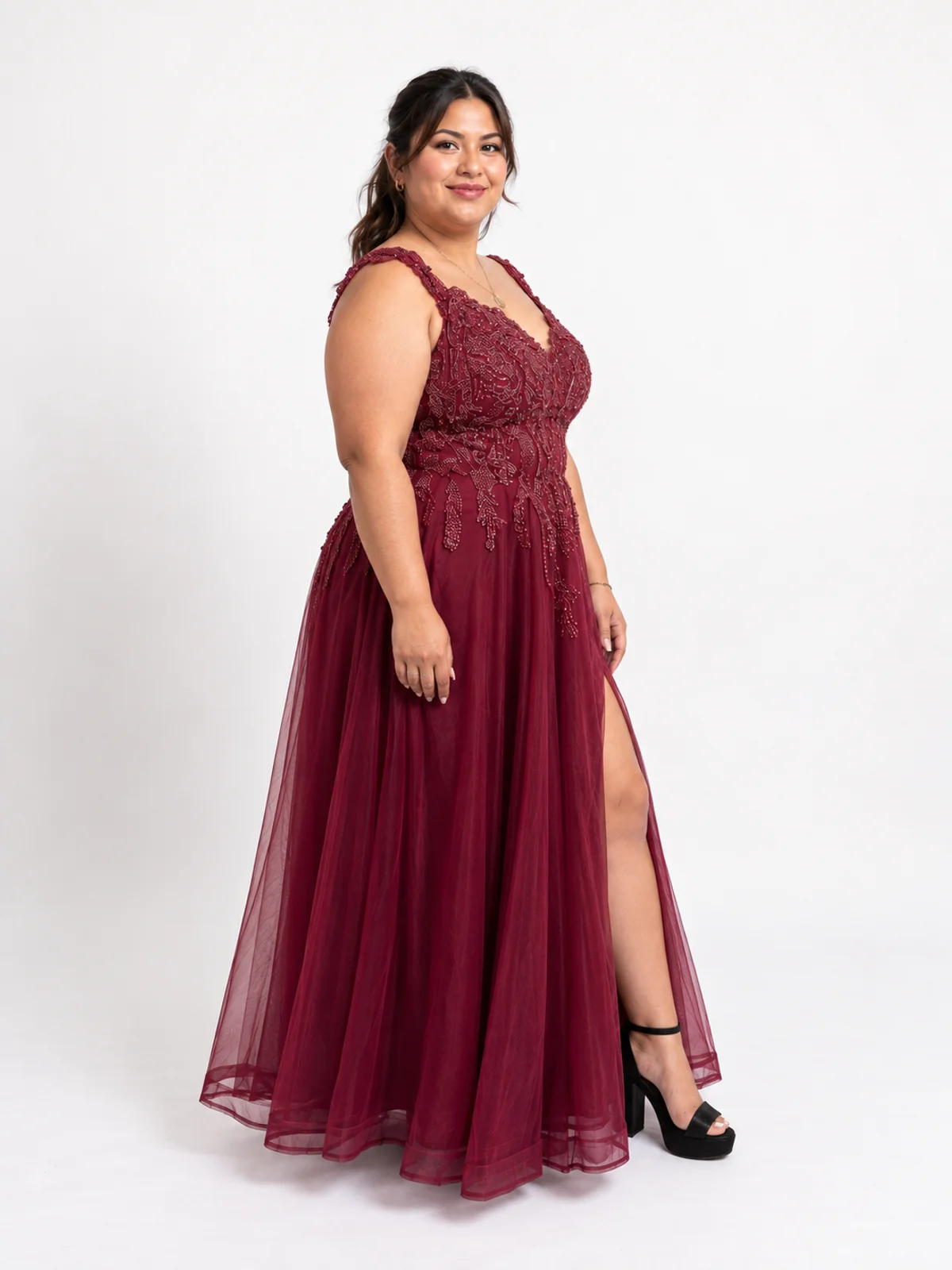 Vista de perfil 65° de #213 Vestido cuello halter rojo rubí