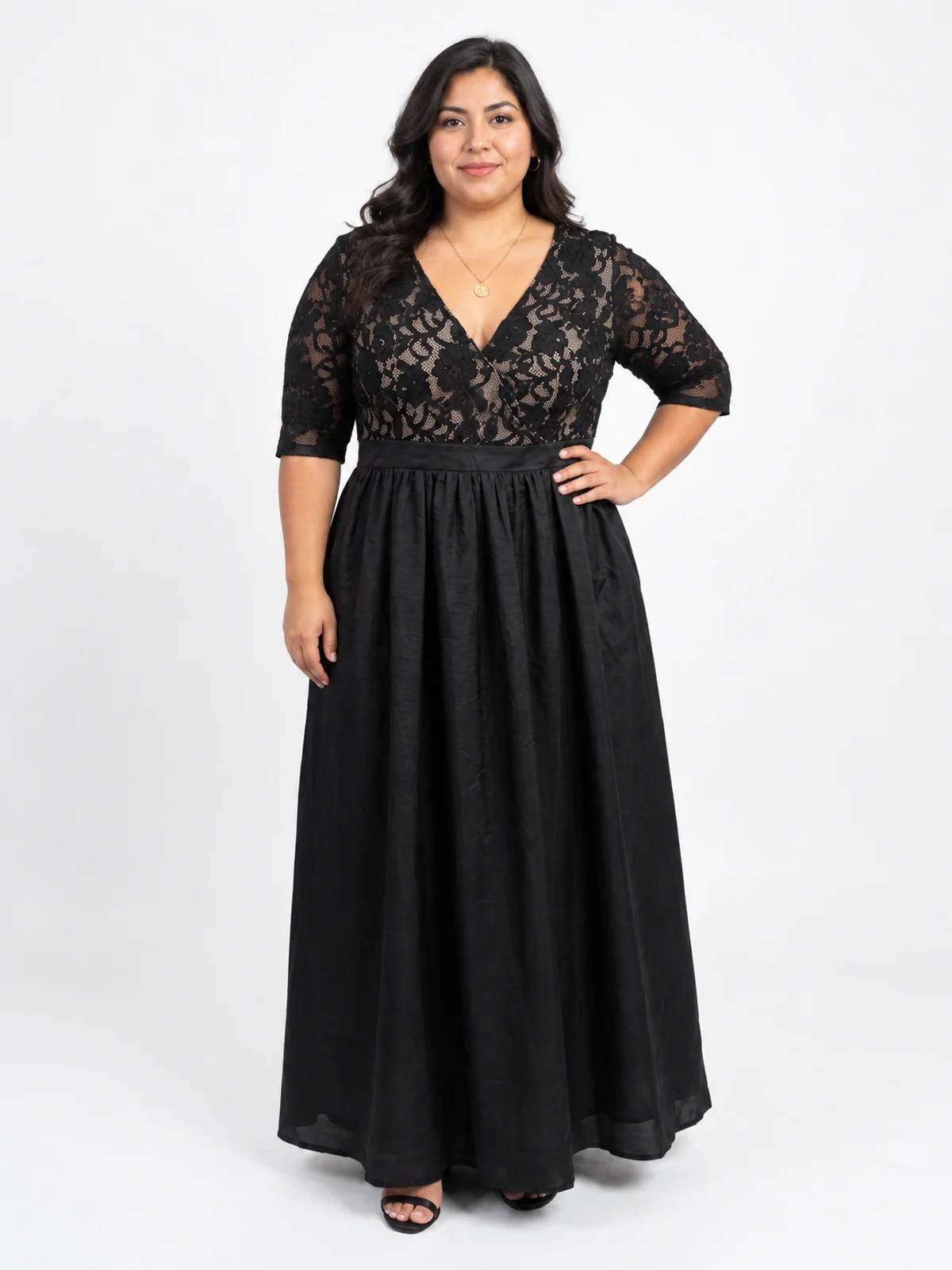 Vestido en renta: #233 Vestido princesa negro noche frente