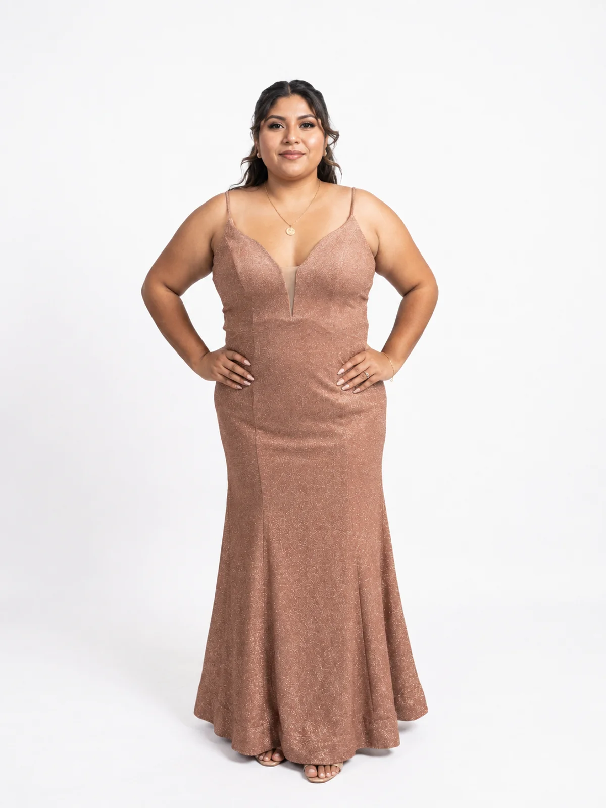 Vestido #248 Vestido sirena cobre metálico en renta en Monterrey frente