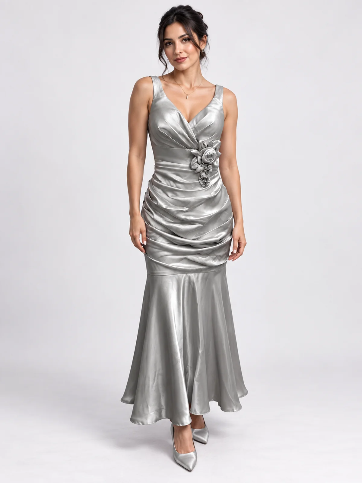 Vestido en renta: #259 Vestido drapeado de gala plata titanio frente